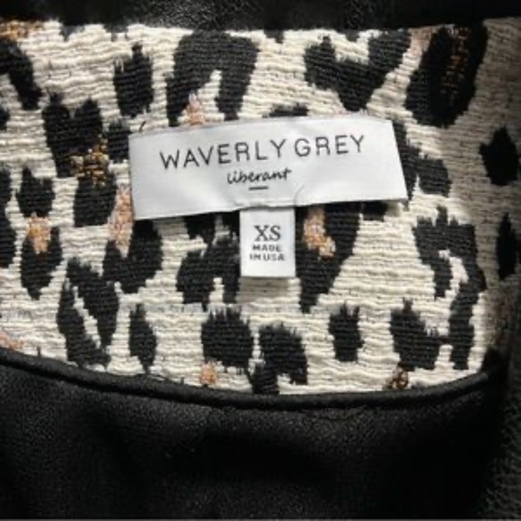 Waverly Grey Leopard Jacket - Size XS - Picture 16 of 16